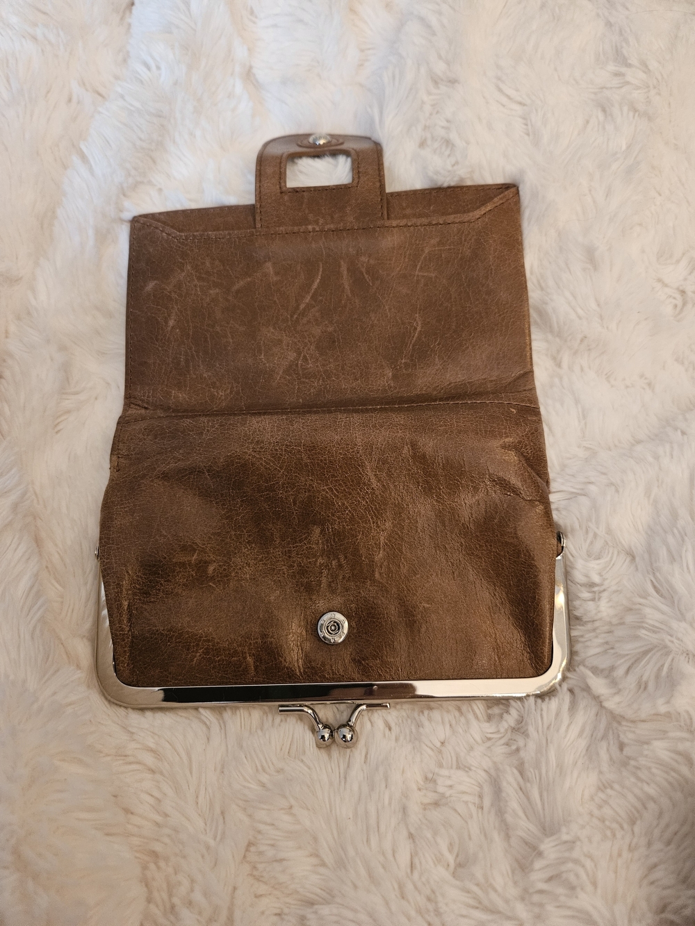 HOBO☆Classic Brown Leather Kiss-Lock Wallet Clutch - Picture 3 of 5